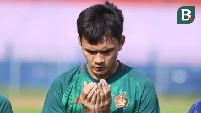 Persik mengontrak Al Hamra Hehanusa yang telah dilepas Persija untuk putaran kedua BRI Liga 1 2022/2023. (Bola.com/Gatot Sumitro)