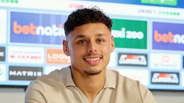 Pemain Go Ahead Eagles keturunan Indonesia, Dean James. (c) Instagram @dean11james