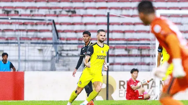 Luciano Guaycochea digaet Persib Bandung di bursa transfer jelang Liga 1 2025/2026. (Instagram/luchoguayco)