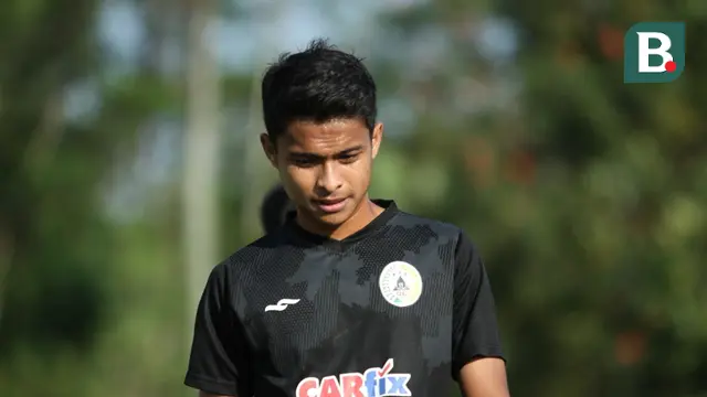 Gelandang sayap PSS, Irkham Zahrul Mila. (Bola.com/Vincentius Atmaja)