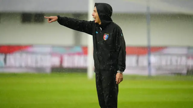 Pelatih Timnas Chinese Taipei, Chan Hiu Ming di Kualifikasi Piala Asia Putri 2026. (Dok. PSSI)