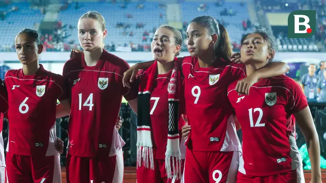 Indonesia menempati peringkat ketiga klasemen Grup D Kualifikasi Piala Asia Putri 2026 dengan tiga poin dari tiga pertandingan. (Bola.com/M Iqbal Ichsan)