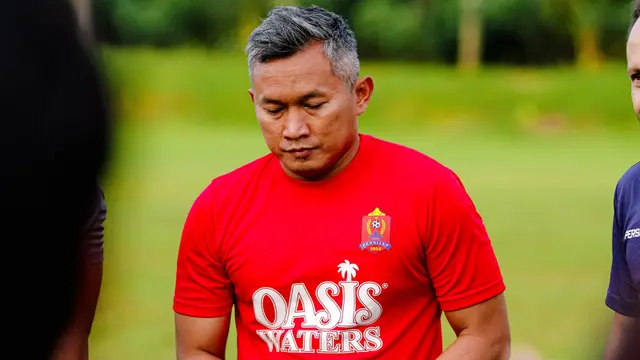 Rudy Eka Priyambada tinggalkan jabatan Dirtek Persijap Jepara untuk menangani tim Al-Nassr FC Women di Arab Saudi. (Bola.com/Radifa Arsa)
