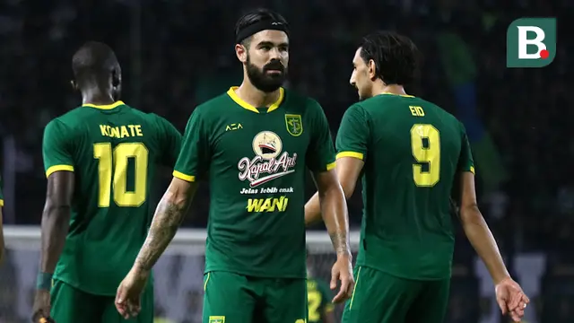 3 pemain asing Persebaya Surabaya, Makan Konate, Aryn Williams, dan Mahmoud Eid. (Bola.com/Aditya Wany)