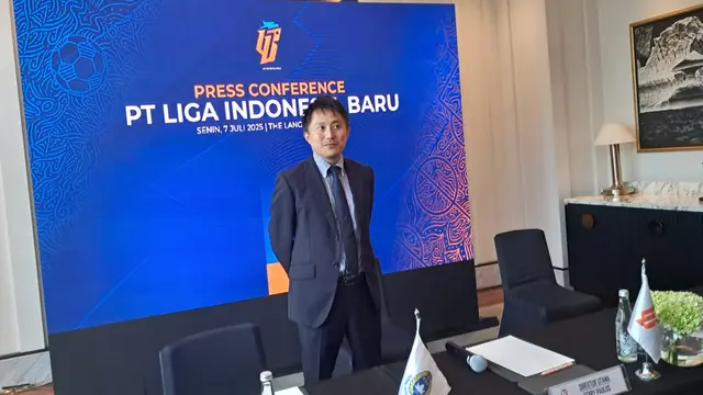 Takeyuki Oya, GM Kompetisi dan Operasional PT Liga Indonesia Baru (LIB). (Bola.com/Muhammad Adi Yaksa)