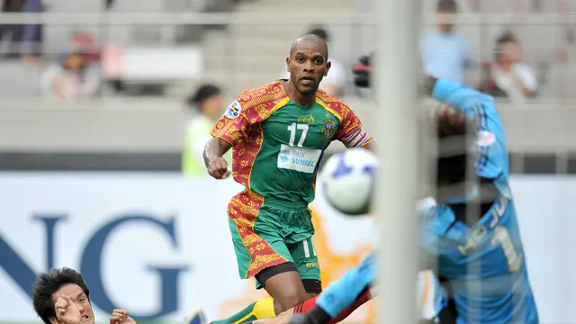 Keith Kayamba Gumbs saat memperkuat Sriwijaya FC (AFP/Jung Yeon-Jae)