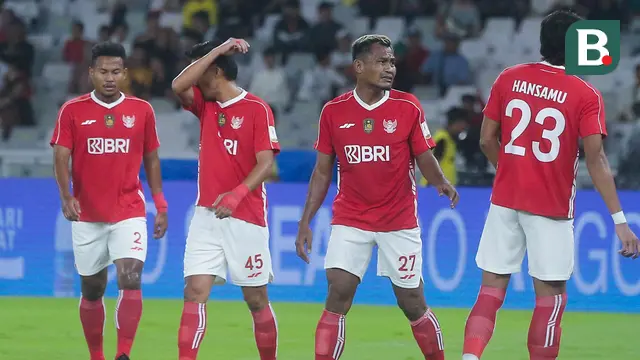 Liga Indonesia All Star takluk dari Oxford United dengan skor telak 6-3. (Bola.com/M Iqbal Ichsan)