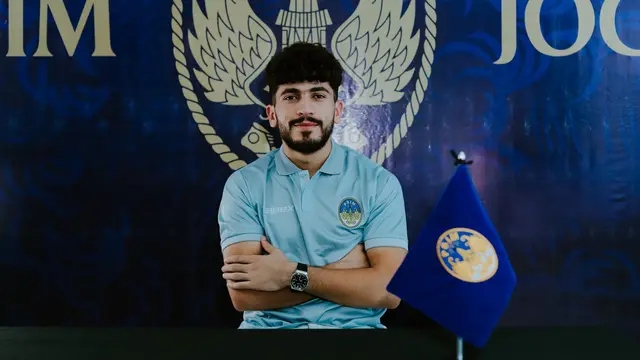 Bek asal Tajikistan, Rakhmatsho Rakhmatzoda, menjadi satu di antara pemain asing anyar yang didatangkan PSIM Yogyakarta untuk menghadapi Liga 1 musim depan. (dok. PSIM Yogyakarta)