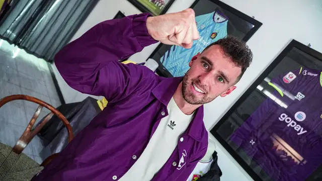 Eks gelandang klub Osasuna di La Liga Spanyol, Imanol Garcia menjadi pemain asing ketujuh yang resmi membela Persik Kediri. Sebelumnya, Persik mempertahankan kiper Leo Navacchio dan bek Kiko Carneiro. (Bola.com/Gatot Sumitro)