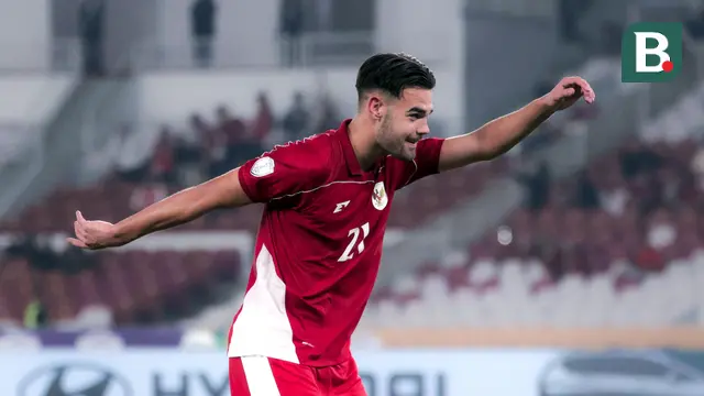 Pemain Timnas Indonesia U-23, Jens Raven melakukan selebrasi setelah mencetak gol ke Brunei dalam laga Grup A Piala AFF U-23 2025 di Stadion Utama Gelora Bung Karno (SUGBK), Senayan, Jakarta, Selasa (15/07/2025). (Bola.com/Abdul Aziz)