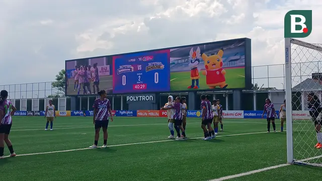 Videotron Supersoccer Arena, Kudus yang terpampang gagah di sisi timur saat laga final Piala Pertiwi All Stars 2025, Minggu (13/7/2025). (Bola.com/Hery Kurniawan).