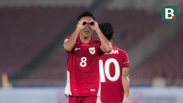 Pemain Timnas Indonesia U-23, Muhammad Reyhan Hannan melakukan selebrasi setelah mencetak gol ke Brunei dalam laga Grup A Piala AFF U-23 2025 di Stadion Utama Gelora Bung Karno (SUGBK), Senayan, Jakarta, Selasa (15/07/2025). (Bola.com/Abdul Aziz)