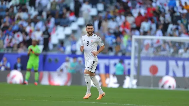 Frans Putros saat membela Irak di Piala Asia 2023. (Instagram/fransputros).