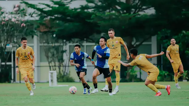 PSIM Yogyakarta meraih kemenangan 2-0 atas Madura United pada laga uji coba di Lapangan Independent School (YIS), Selasa (15/7/2025) sore WIB. (dok. PSIM Yogyakarta)