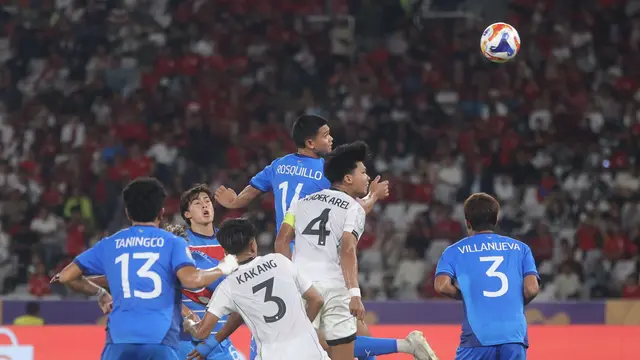 Timnas Indonesia U-23 melawan Filipina di Piala AFF U-23 2025 di Stadion Utama Gelora Bung Karno (SUGBK) Senayan, Jakarta, Jumat (18/7/2025) malam WIB. (Bola.com/M Iqbal Ichsan)
