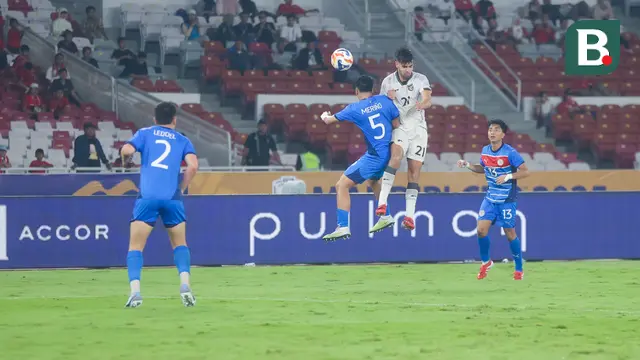 Timnas Indonesia U-23 mengalahkan Filipina 1-0 di SUGBK, Senayan, Jakarta hari Jumat (18/07/2025) malam WIB. Skuad Garuda Muda susah payah mengalahkan The Azkals junior, tiga poin dari Filipina berkat gol bunuh diri Jaime Rosquillo. (Bola.com/M. Iqbal Ichsan)