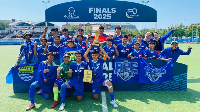 Akademi Persib Cimahi (APC) U-13 Boys All Stars sukses meraih gelar juara pada Gothia Cup 2025 putra U-13 di Swedia. (Bola.com/Dok.Istimewa).