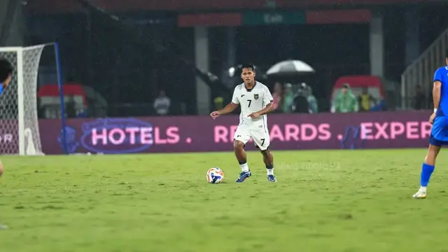 Aksi Toni Firmansyah bersama Timnas Indonesia U-23 pada ajang Piala AFF U-23 2025 (Dok. Timnas Indonesia/Kita Garuda)
