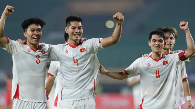 Khuat Van Khang (nomor punggung 11), kapten Timnas Vietnam U-23 di Piala AFF U-23 2025. (Dok. vff.org.vn)