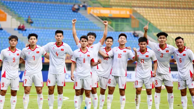 Khuat Van Khang (nomor punggung 11) bersama Timnas Vietnam U-23 di Piala AFF U-23 2025. (Dok. vff.org.vn)