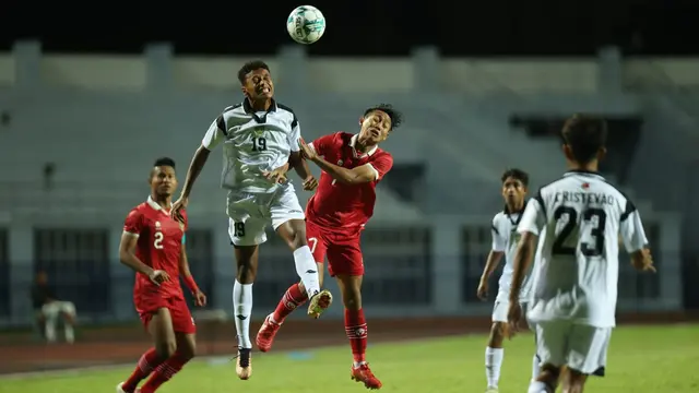 Aksi Beckham Putra dalam laga melawan Timor Leste pada babak grup Piala AFF U-23 2023, Minggu (20/8/2023). (Dok. PSSI)