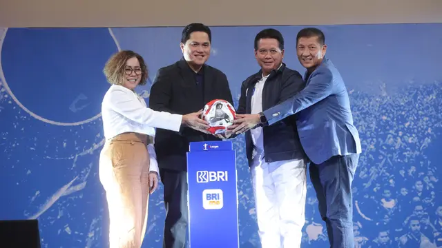 Bertempat di SCTV Tower, Jakarta, pada Minggu 3 Agustus 2025, kompetisi sepak bola strata tertinggi di Indonesia yang musim lalu masih menggunakan nama Liga 1 resmi menjadi Super League. (Bola.com/M Ichsan)