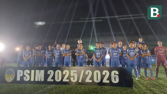 PSIM Yogyakarta resmi melakukan launching tim menuju BRI Super League 2025/2026 di Stadion Mandala Krida, Yogyakarta, Selasa (29/7/2025) malam WIB. (Bola.com/Ana Dewi)