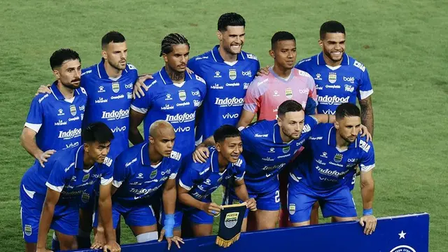 Starting XI Persib Bandung pada laga pramusim lawan Western Sydney Wanderers (Dok. Persib)