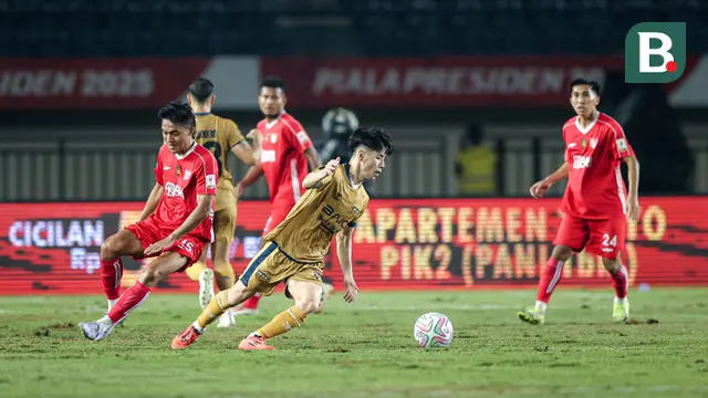 Pemain Dewa United, Taisei Marukawa, saat melawan Liga Indonesia All-Star dalam perebutan tempat ketiga Piala Presiden 2025 di Stadion Si Jalak Harupat, Kabupaten Bandung, pada Sabtu (12/7/2025) malam WIB. (Bola.com/Bagas Lazuardi)