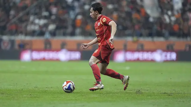 Aksi winger Persija Jakarta, Arlyansyah Abdulmanan dalam laga pekan pertama BRI Super League 2025/2026 melawan Persita Tangerang di Jakarta International Stadum, Minggu (10/8/2025). (Dok. Persija)