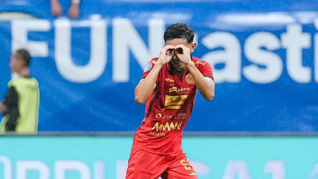 Selebrasi unik dari Rayhan Hannan usai mencetak gol ke gawang Persita Tangerang dalam laga lanjutan BRI Liga 1 2024/2025 di Jakarta International Stadium (JIS), Minggu (19/1/2025). (Dok. Persija)