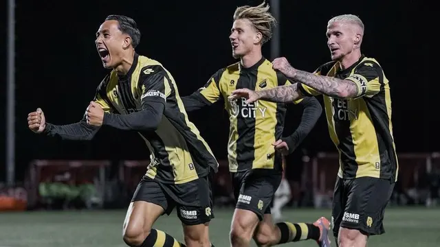 Winger Vitesse Arnhem, Miliano Jonathans. (Bola.com/Dok.Instagram Miliano Jonathans).