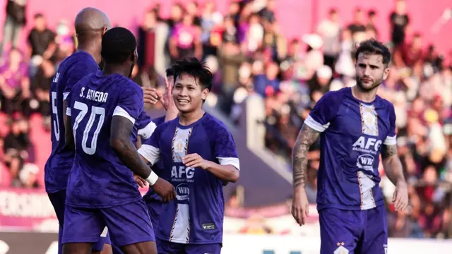 Aksi pemain Persik Kediri pada laga pramusim jelang BRI Super League 2025/2026 - Dok. I LEAGUE