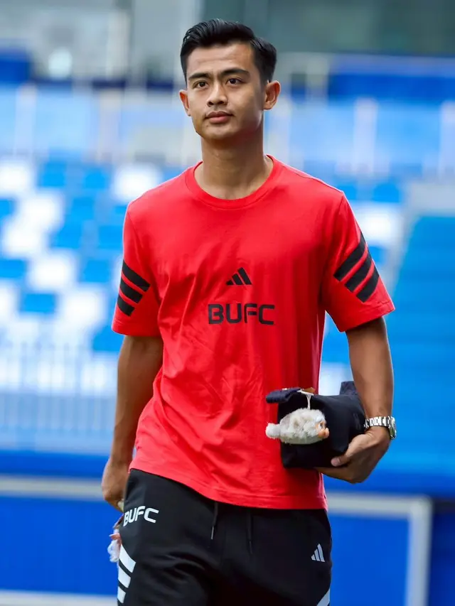 Pratama Arhan bersiap menjalani laga perdana bersama Bangkok United di musim 2025/2026, Minggu (17/8/2025). (Dok. Bangkok United).