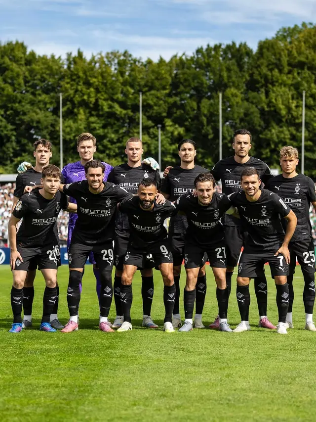 Kevin Diks dipasang sebagai starter saat Borussia Monchengladbach bertandang ke markas Delmenhorst dalam laga putaran pertama DFB Pokal 2025/2026, Minggu (17/8/2025). (Dok. Borussia Monchengladbach)