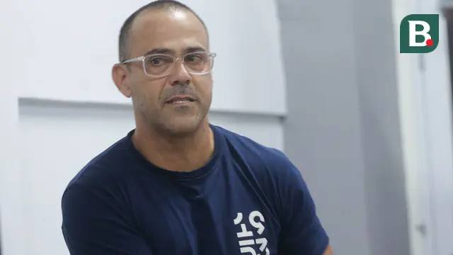 Pelatih Persita Tangerang, Fabio Lefundes. (Bola.com/M. Iqbal Ichsan)