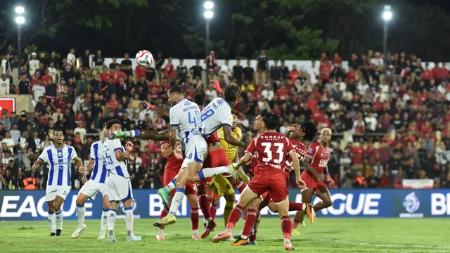 Persib Bandung kalah 1-2 melawan Persijap Jepara pada pekan kedua BRI Super League 2025/2026 di Stadion Gelora Bumi Kartini, Jepara, Senin (18/8/2025). (Istimewa)