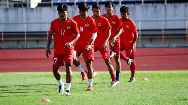 Laos berniat mematangkan persiapan jelang duel melawan Timnas Indonesia di Piala AFF U-23 2022 dengan melakoni dua laga uji coba. (Instagram/@lff_official)