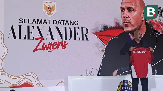 Direktur Teknik PSSI, Alexander Zwiers. (Bola.com/Muhammad Adi Yaksa).