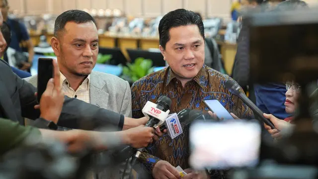 Erick Thohir, Ketua PSSI, dalam Rapat Paripurna DPR RI, Selasa (26-8-2025). (Bola.com/Istimewa)