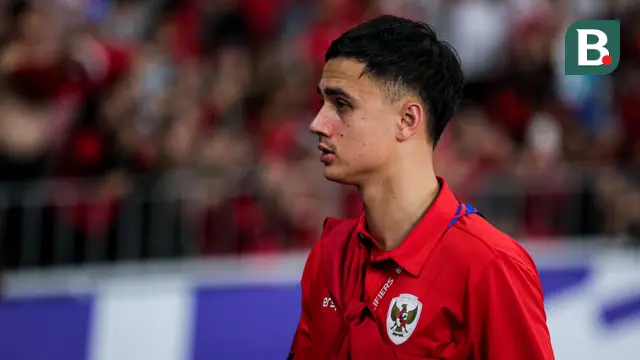 Eliano Reijnders setelah pertandingan Timnas Indonesia versus Jepang di Stadion Utama Gelora Bung Karno (SUGBK), Senayan, Jakarta, Jumat (15/11/2024). (Bola.com/Bagaskara Lazuardi)