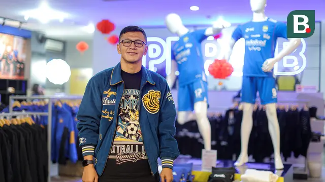 Mantan penyerang Timnas Indonesia dan Persib Bandung, Zaenal Arief. (Bola.com/Bagaskara Lazuardi)
