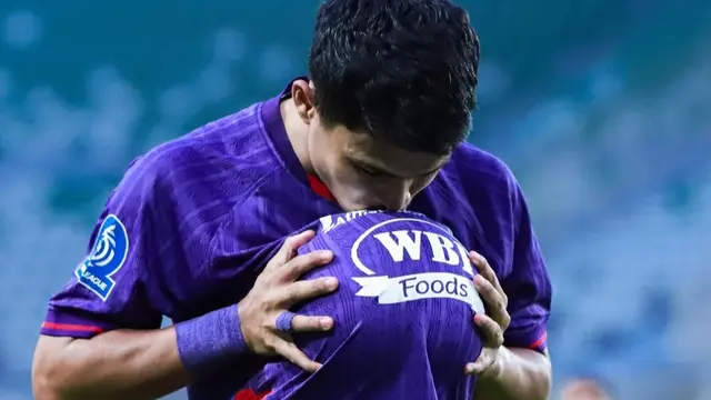 Pemain Persik Irkham Mila. (Gatot Sumitro/Bola.com)