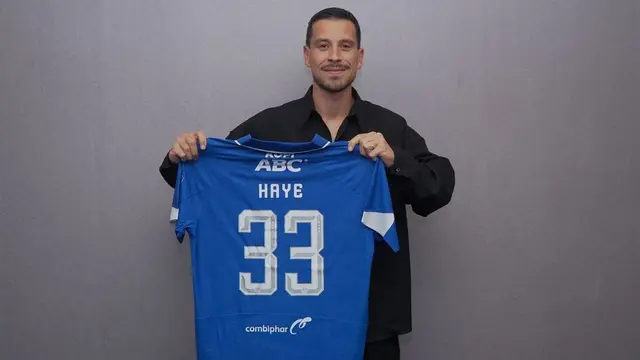 Gelandang Persib Bandung, Thom Haye. (Bola.com/Dok.Persib Bandung).