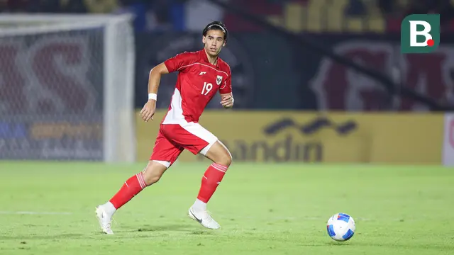 Bek Timnas Indonesia U-23, Dion Markx menjalani debut di Stadion Gelora Delta, Sidoarjo, dalam Kualifikasi Piala Asia U-23 2026, Sabtu (6/9/2025). (Bola.com/Abdul Aziz)