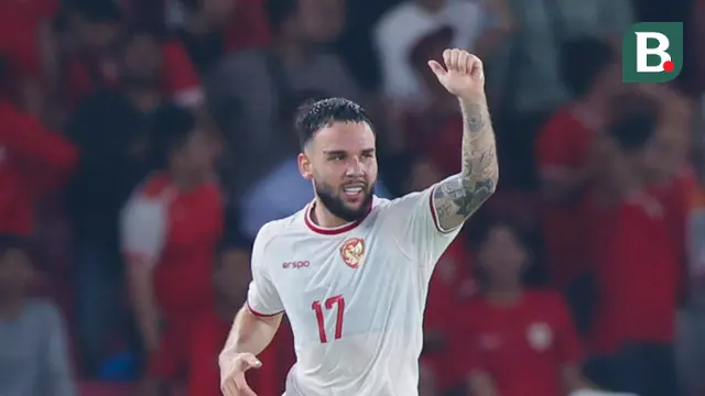 Sebagai seorang wing back atau full back, Verdonk benar-benar menunjukkan kapasitasnya, terutama dalam aspek ofensif. Ia gemar menyisir sisi lapangan dan memberikan opsi menyerang saat lini kedua terlambat memberikan dorongan. (Bola.com/M Iqbal Ichsan)