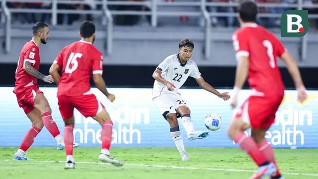 Statistik menunjukkan ia merangkum delapan umpan berhasil hingga satu tendangan tidak mengarah ke gawang selama 31 menit di lapangan. (Bola.com/Abdul Aziz)