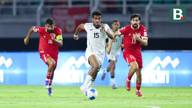 Pemain Timnas Indonesia, Ricky Kambuaya, saat melawan Timnas Lebanon dalam laga FIFA Matchday 2025 di Stadion Gelora Bung Tomo, Surabaya, Senin (8/9/2025). (Bola.com/Abdul Aziz)