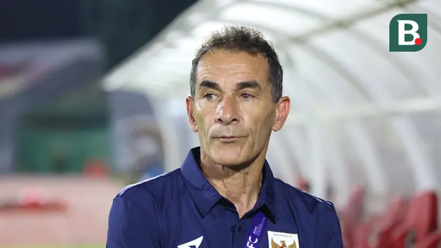 Gerald Vanenburg dalam laga ketiga Grup J Kualifikasi Piala Asia U-23 2026 antara Timnas Indonesia U-23 Vs Timnas Korea Selatan U-23 di Stadion Gelora Delta, Sidoarjo, Selasa (9/9/2025). (Bola.com/Abdul Aziz).