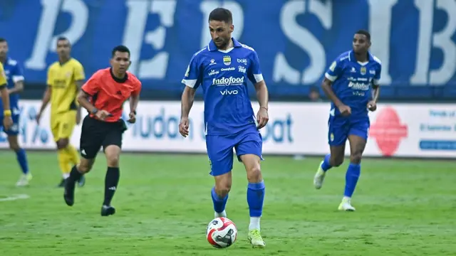 Luciano Guaycochea, gelandang Persib Bandung asal Argentina. (Dok. ligaindonesiabaru.com)
